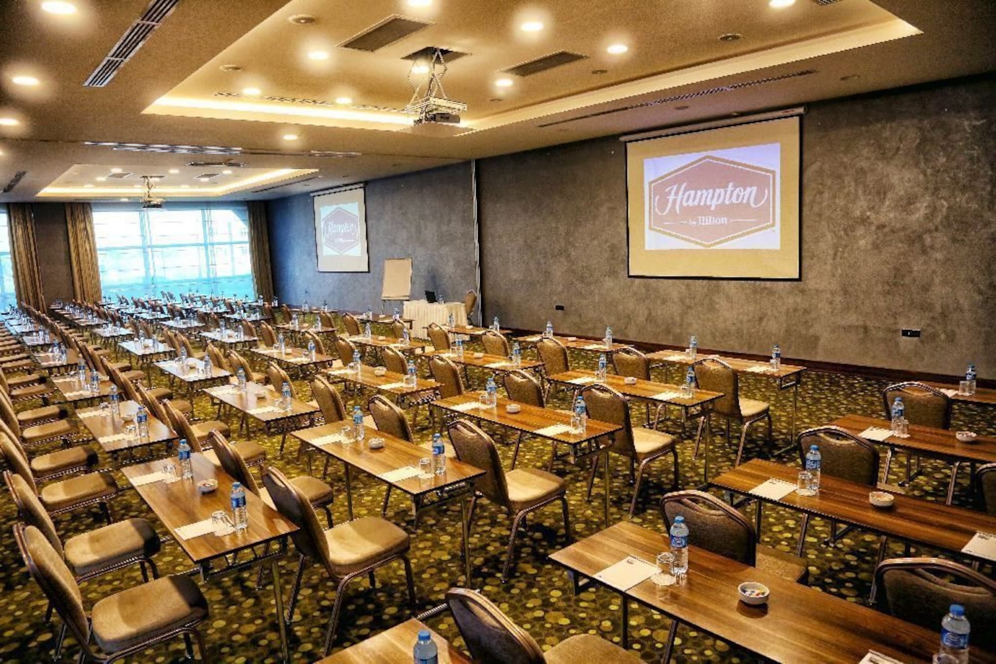 Hampton By Hilton Samsun Hotel Bagian luar foto
